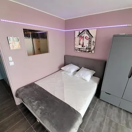 Village Naturiste Baby Doll