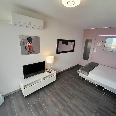 Village Naturiste Baby Doll Apartament *